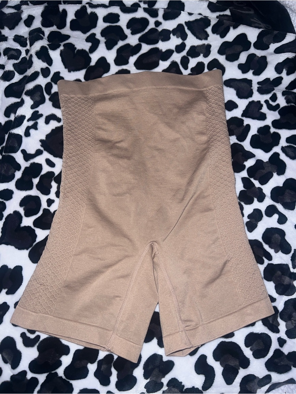 Shapewear - Picture 2 of 3